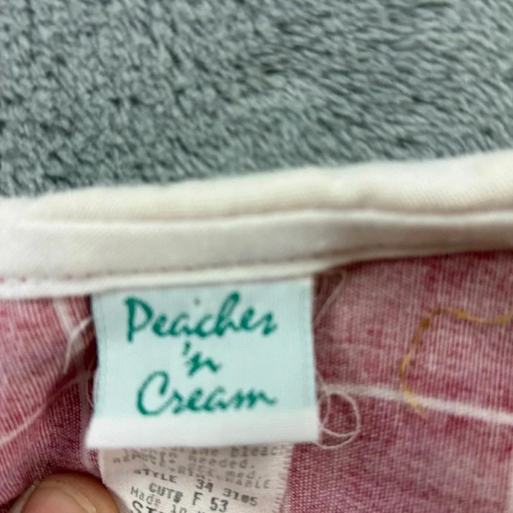 Peaches n Cream vintage peaches